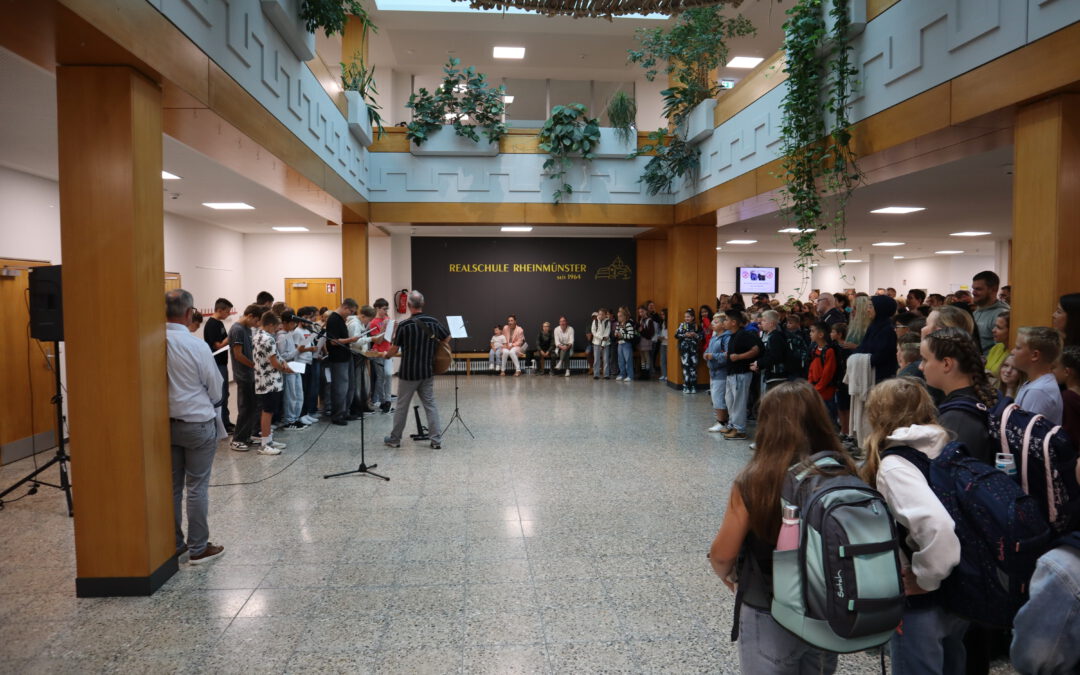 Willkommen an der Realschule Rheinmünster! Drei neue fünfte Klassen beginnen ihre Schulzeit an der Schwarzacher Realschule