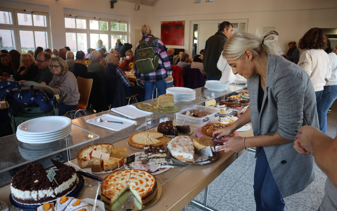 Traditionelle Kirwe-Caféstube der 7. Klassen der Realschule im Pfarrheim St. Benedikt
