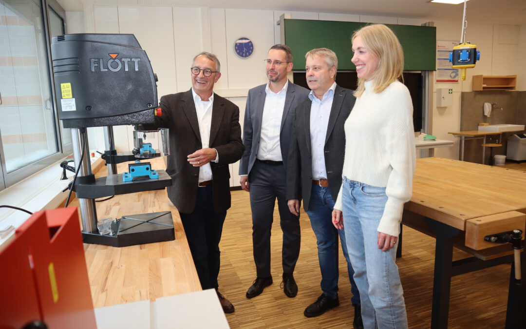 Feierliche Einweihung der neuen Technikräume an der Realschule Rheinmünster